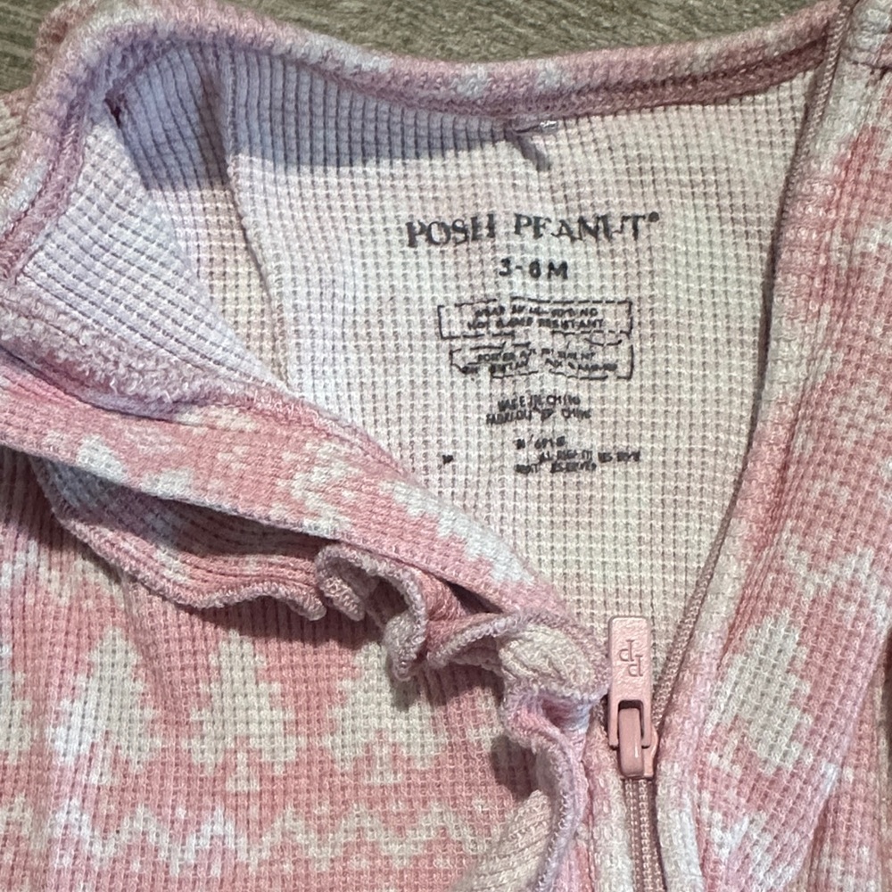 Posh Peanut Pink Patterned Ruffled Footie - Picture 3 of 3